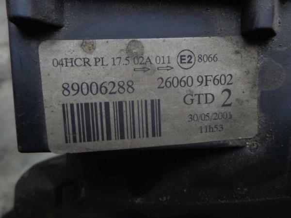 PHARE GAUCHE NISSAN - Vue 3